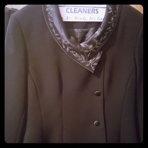 Formal 2 pc suit size 8